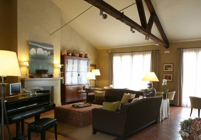 Las mejores habitaciones en Hotel Bremon. Relájate con nuestro Spa y Masaje en Barcelona